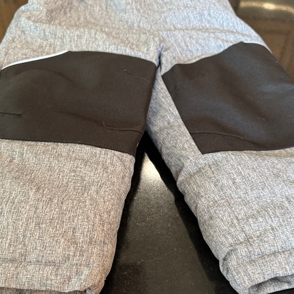 Swiss snow suit toddler 2t - Picture 3 of 9